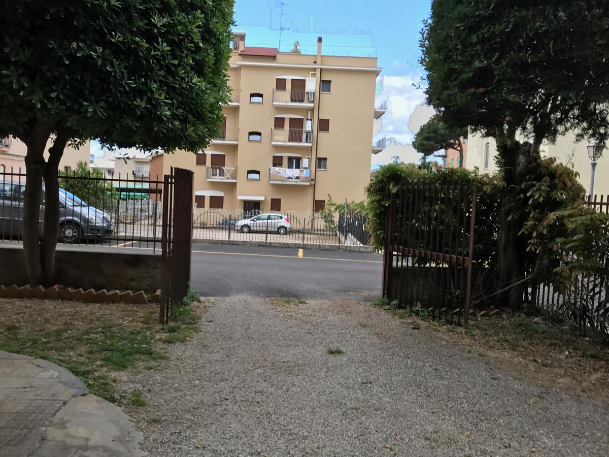 Flat Low Cost Apartment Sperlonga Bagian luar foto