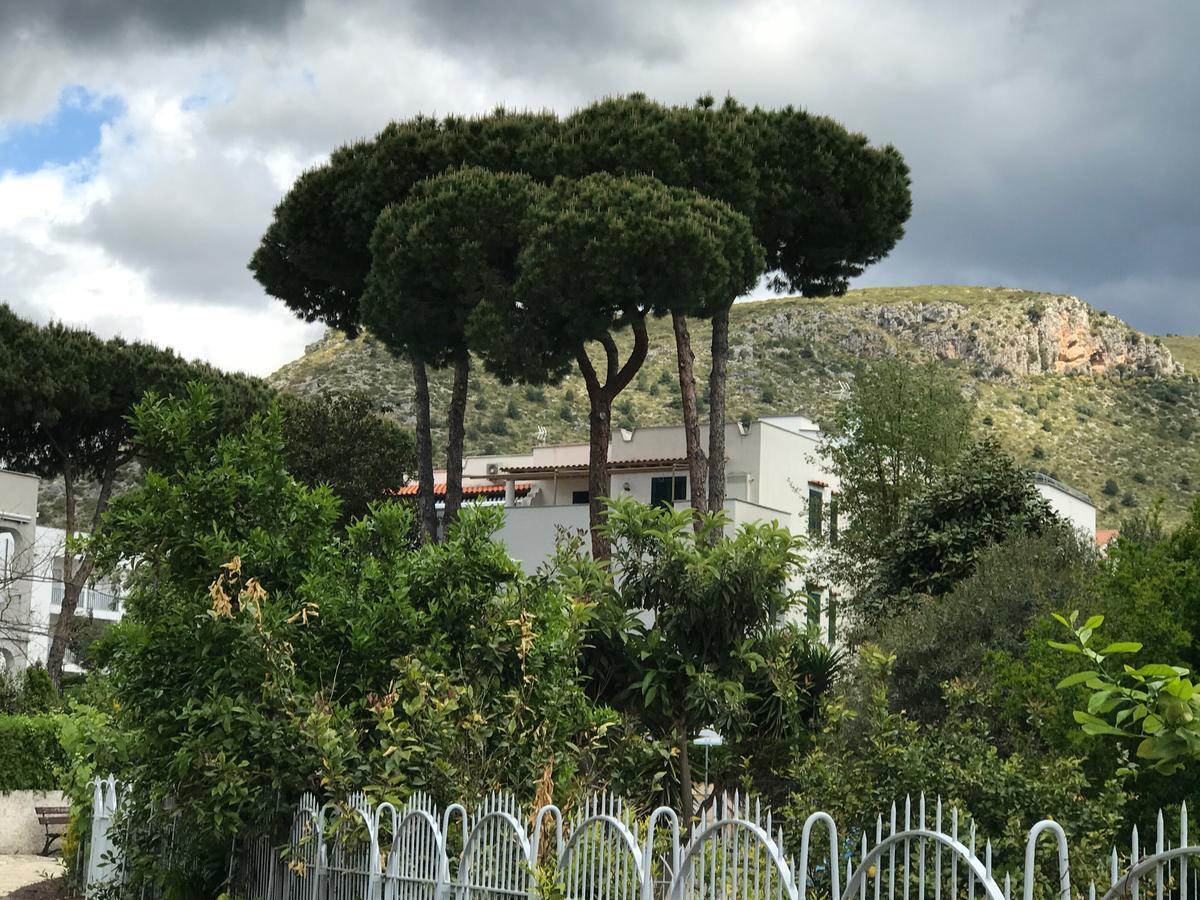 Flat Low Cost Sperlonga Bagian luar foto